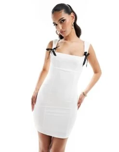 Kaiia Contrast Bow Detail Mini Dress In White For Women