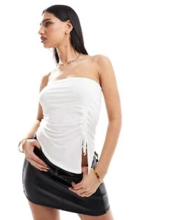 Kaiia Slinky Ruched Split Detail Bandeau Top In White For Women