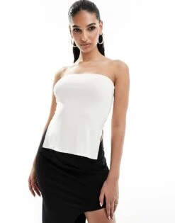 Kaiia Slinky Bandeau Side Split Top In White For Women