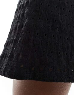 Kaiia Crochet Drawstring Shorts In Black For Women -Kaiia Online Shop 206184484 3
