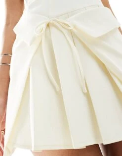 Kaiia Bandeau Tie Detail Pleated Mini Dress In Ecru For Women -Kaiia Online Shop 206186576 4