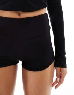 Kaiia Soft Touch Hotpant Shorts In Black For Women -Kaiia Online Shop 206456864 5