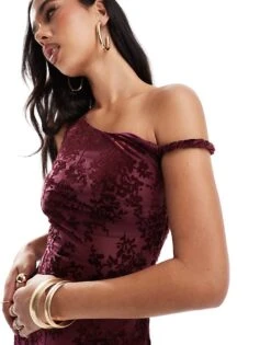 Kaiia Devore Off Shoulder Maxi Dress In Red Print For Women -Kaiia Online Shop 206717744 4