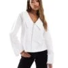Kaiia Oversized Collar Wide Sleeve Shirt In White For Women -Kaiia Online Shop 206728158 1 white