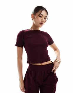 Kaiia Fitted T-shirt And Wide Leg Joggers Co-ord In Burgundy -Kaiia Online Shop 206729031 1 burgundy