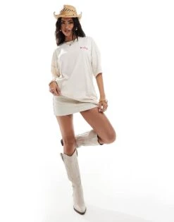 Kaiia Cowgirl Era Logo Back Print Oversized T-shirt In Cream For Women -Kaiia Online Shop 206885893 3
