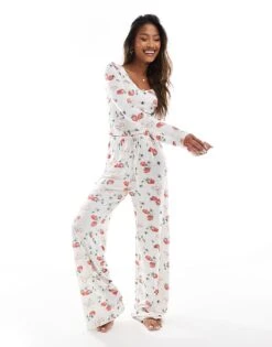 Kaiia Mix And Match Square Neck Long Sleeve Pj Top, Shirt, Shorts And Scrunchie Co-ord In Strawberry And Bow Print