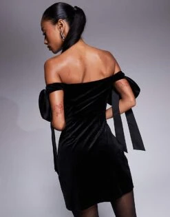 Kaiia X Sasha Corte Exclusive Velvet Bardot Oversized Bow Detail Mini Dress In Black For Women -Kaiia Online Shop 207222817 4
