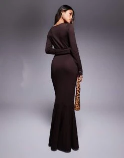 Kaiia Exclusive Knitted Long Sleeve Flared Skirt Maxi Dress In Chocolate For Women Brown -Kaiia Online Shop 207274481 3