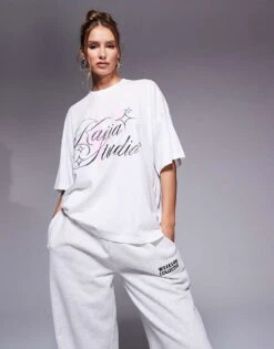 Kaiia Studio Embroidered Star Graphic T-shirt In White And Pink For Women