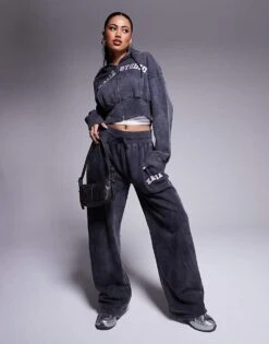 Kaiia Studio Fitted Zip Up Hoodie And Straight Leg Jogger Co-ord In Washed Grey And Pink 8 Kaiia Studio Fitted Zip Up Hoodie And Straight Leg Jogger Co-ord In Washed Grey And Pink -Kaiia Online Shop 207323573 1 washedgreyandpink