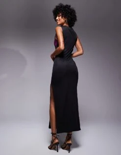 Kaiia Twist Shoulder Maxi Dress In Black And Purple Lily Print For Women -Kaiia Online Shop 207422136 4