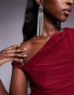 Kaiia Slinky Twist Shoulder Mini Dress In Burgundy For Women -Kaiia Online Shop 207422461 4