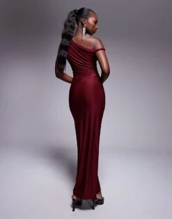 Kaiia Exclusive Slinky Twist Off Shoulder Bodycon Maxi Dress In Burgundy For Women -Kaiia Online Shop 207472580 3