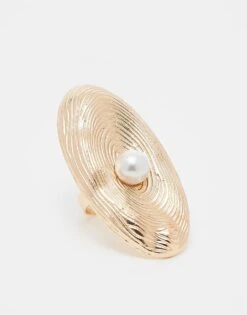 Kaiia Oval Ring With Pearl Detail In Gold For Women