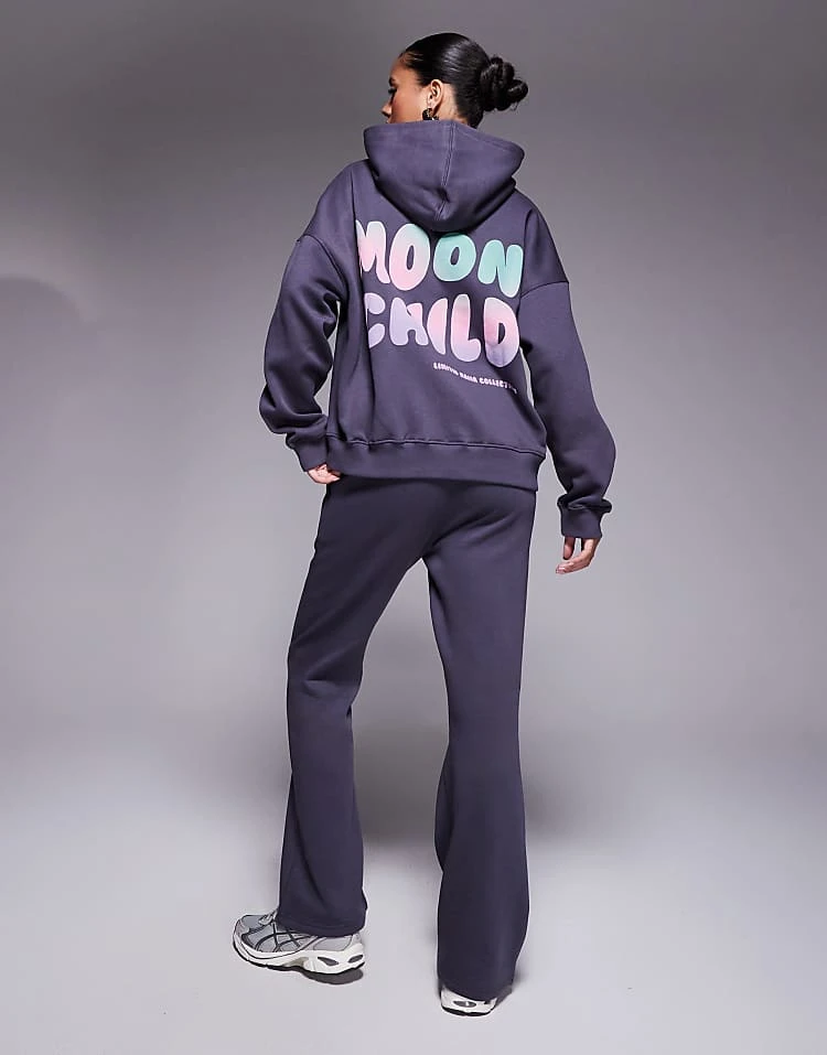 Kaiia Wavy Back Print Oversized T-shirt, Hoodie And Jogger Co-ord In Charcoal 3 Kaiia Wavy Back Print Oversized T-shirt, Hoodie And Jogger Co-ord In Charcoal