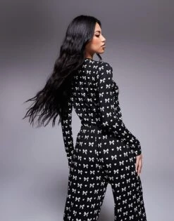 Kaiia Exclusive Cropped Button Through Pyjama Shirt Co-ord In Black & White Bow Print For Women -Kaiia Online Shop 207527286 3