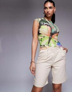 Kaiia Exclusive Tailored Longline Shorts In Beige For Women