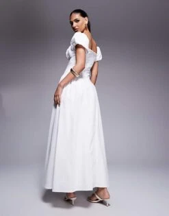 Kaiia Exclusive Milkmaid Puff Sleeve Maxi Dress In Cream For Women -Kaiia Online Shop 207573274 3