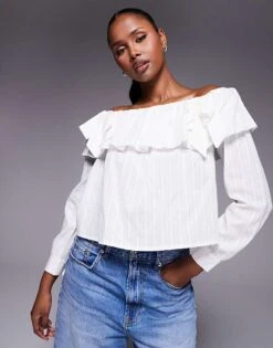 Kaiia Bardot Ruffle Bow Detail Longsleeve Top In White For Women