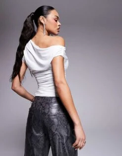 Kaiia Slinky Drape Off Shoulder Top In White For Women -Kaiia Online Shop 208103924 3